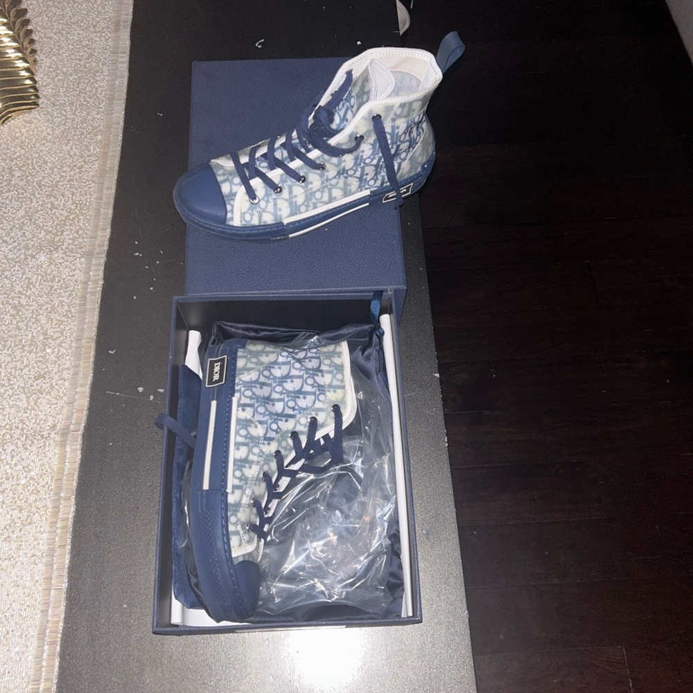 Dior sneakers
